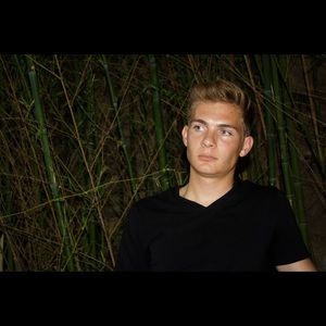 Meet your Posher, Brinton